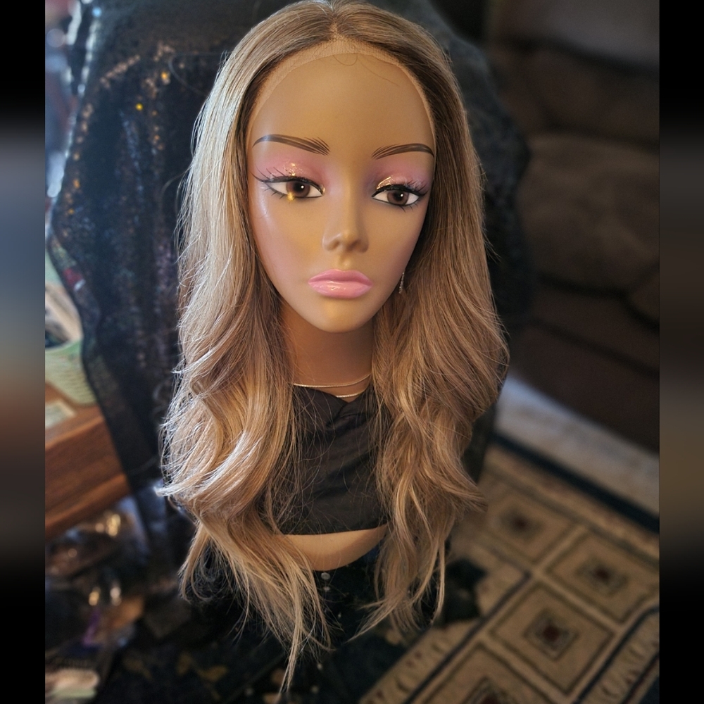 Blonde Ombre Lace Front Wig - Soft Ash Blonde